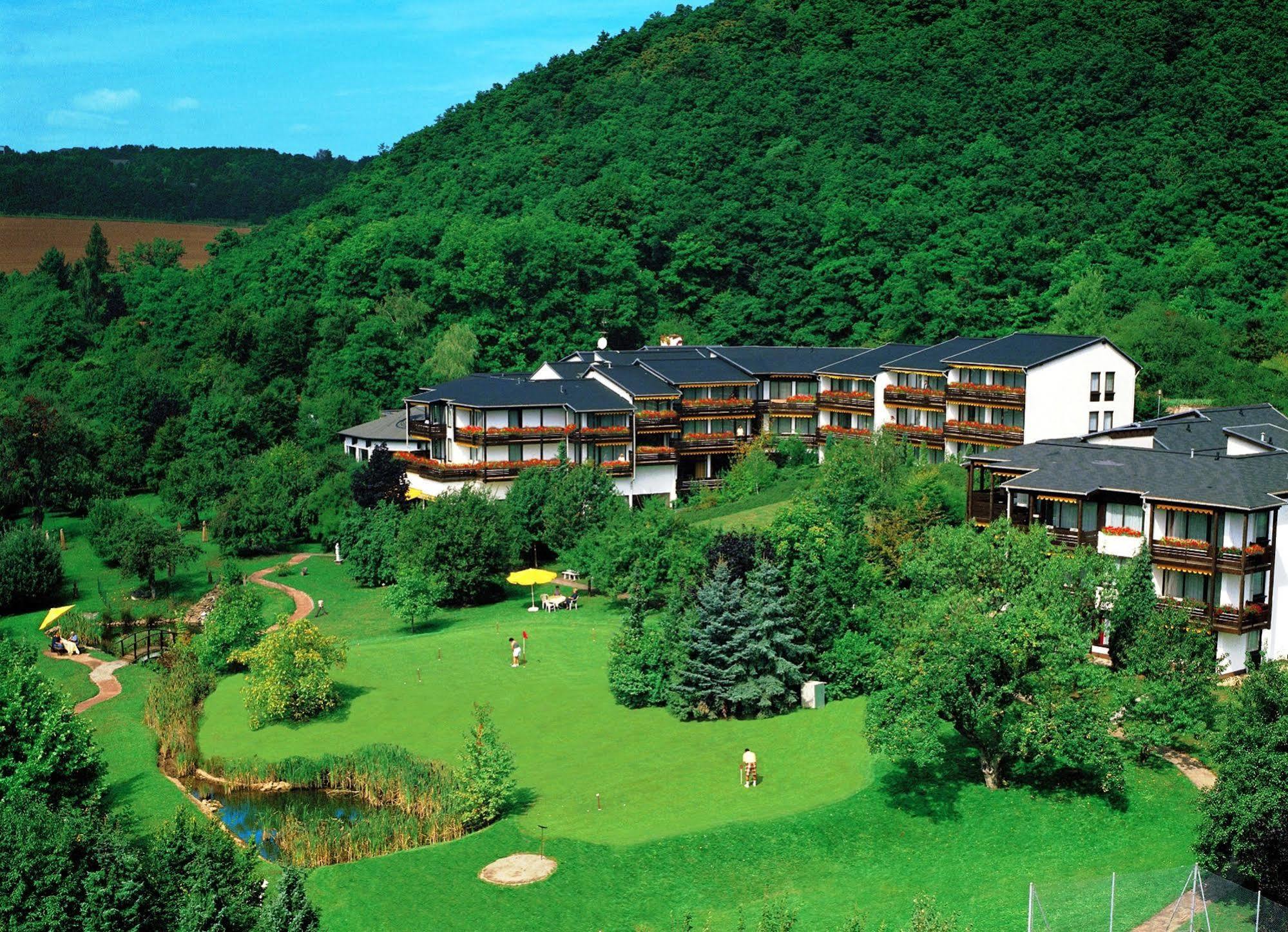 Parkhotel Maasberg Бад-Зобернхайм Экстерьер фото